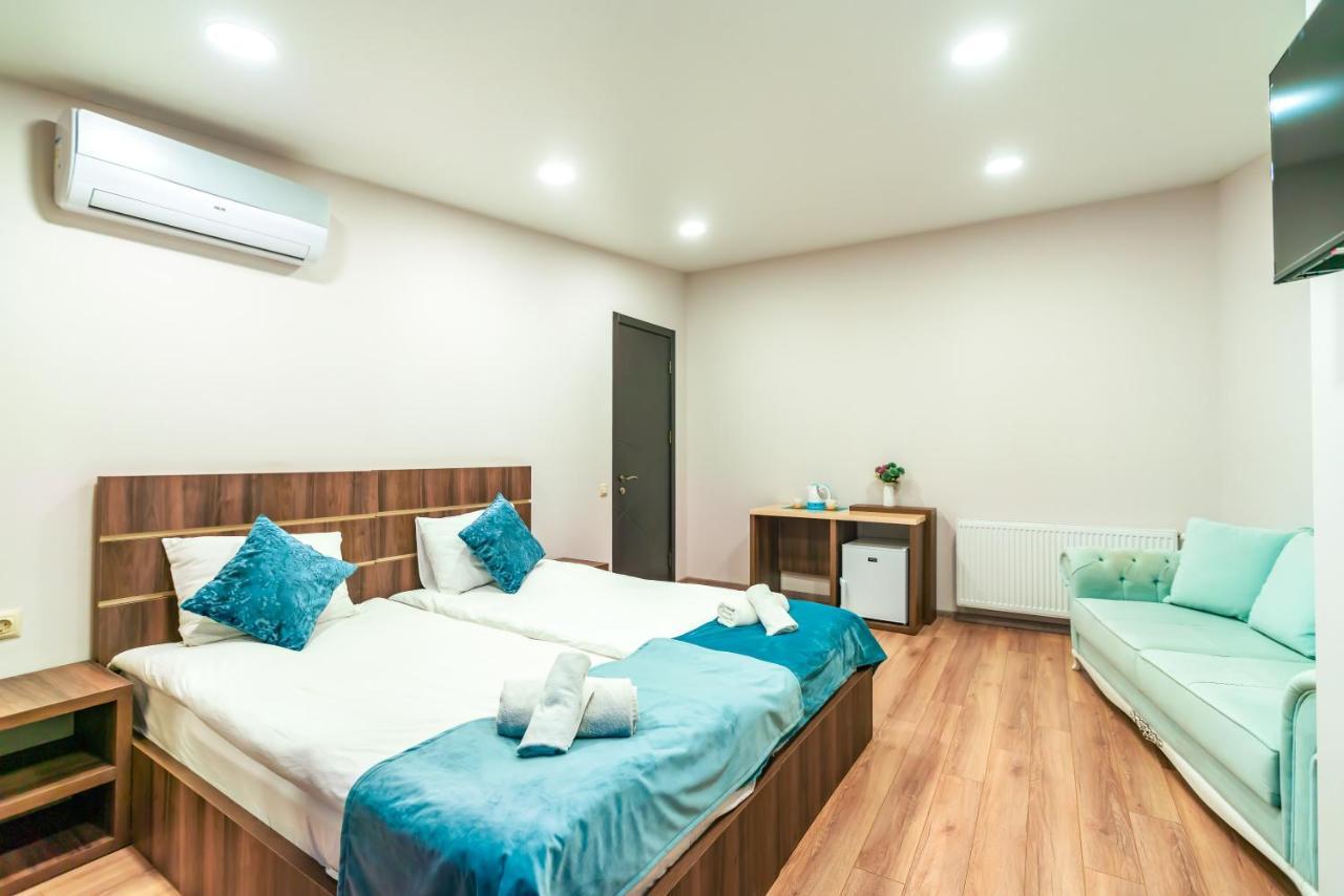 Hotel Classic Suites Тбилиси Екстериор снимка